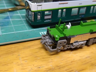 鉄コレ京阪13000系ライト点灯化改造 - S56製作所