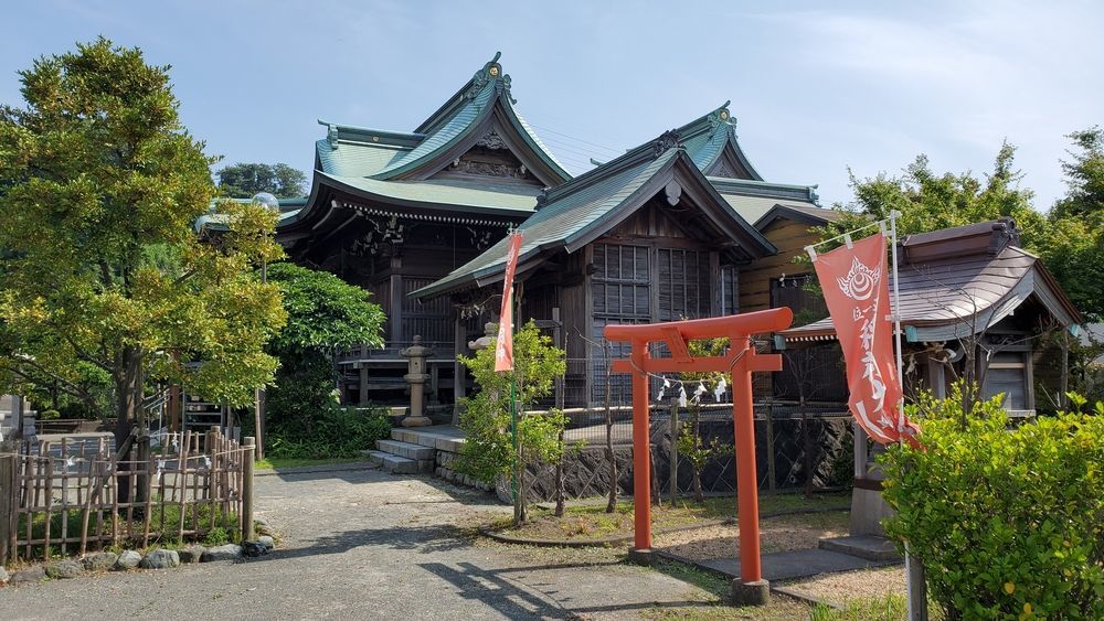 船越神社・稲荷社と神輿殿