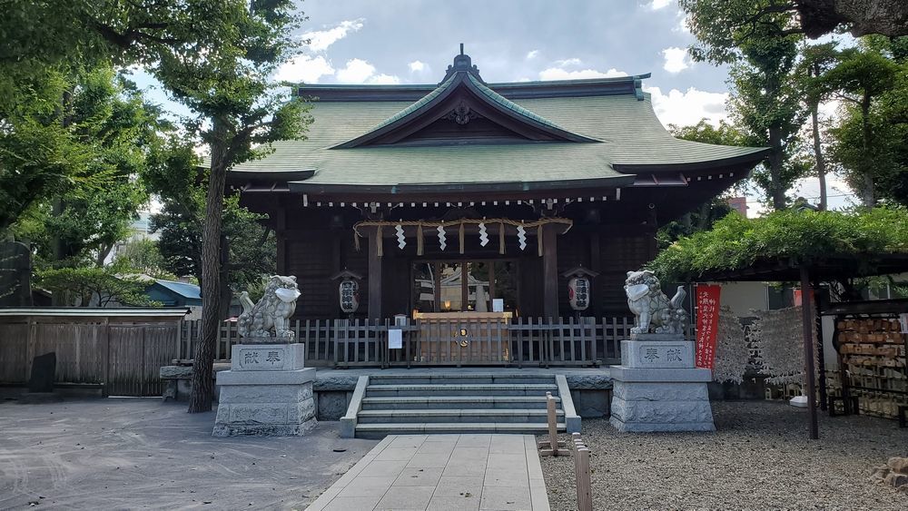 お三の宮日枝神社の拝殿