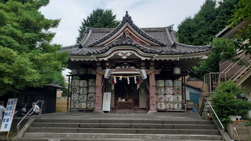 若宮八幡宮の拝殿