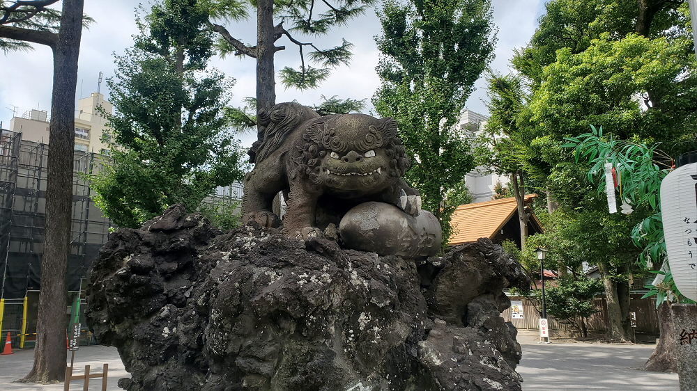 お三の宮日枝神社の狛犬