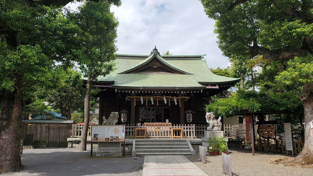 お三の宮日枝神社の拝殿