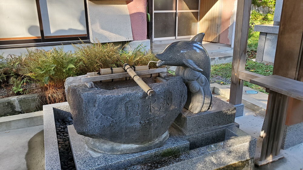 諏訪神社 手水舎