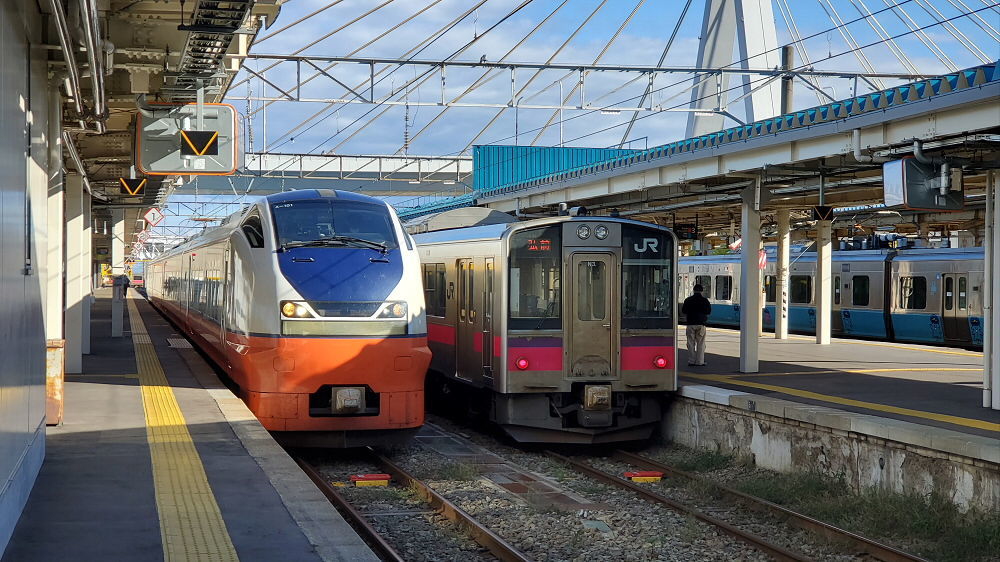 青森駅ホーム