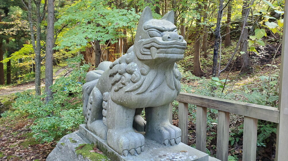 真山神社 狛犬