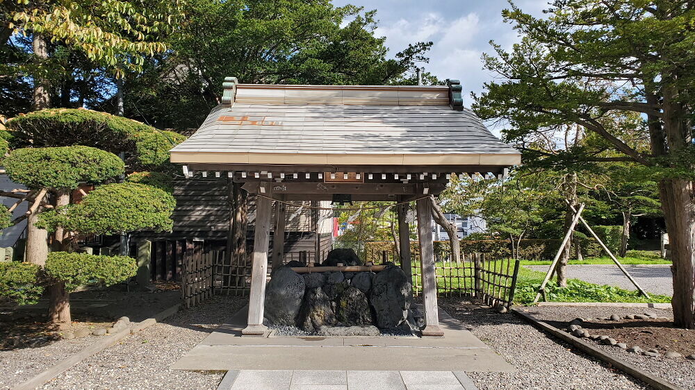 湯倉神社 手水舎