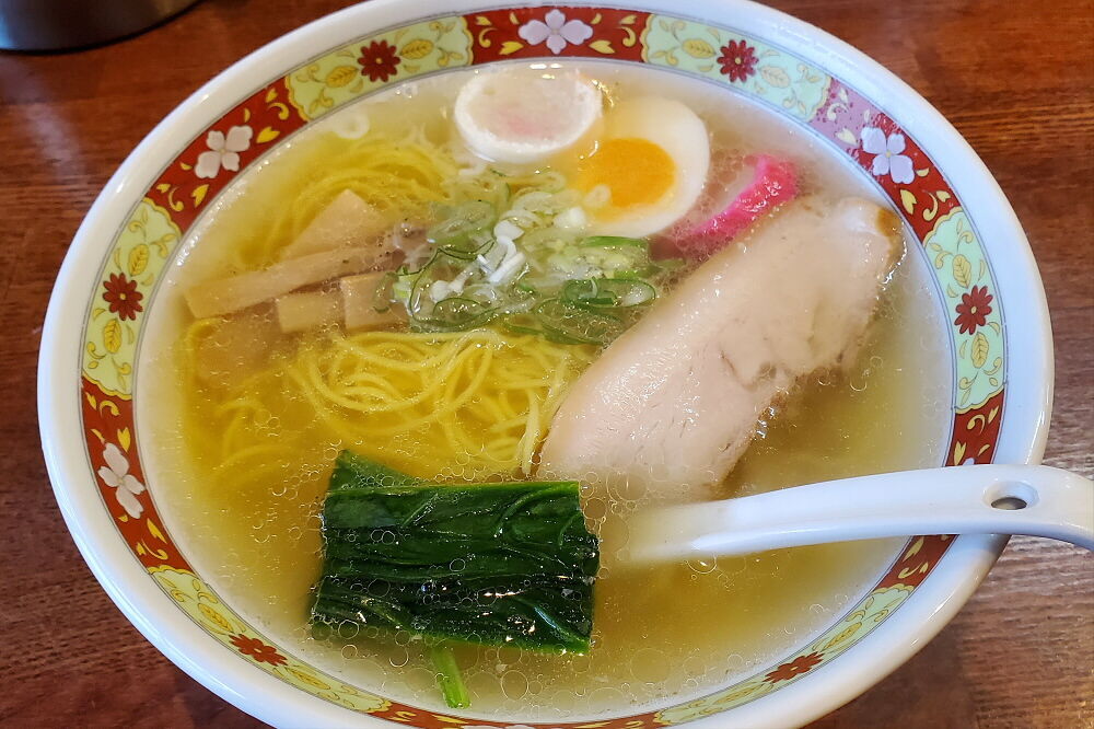 函館 塩ラーメン しなの