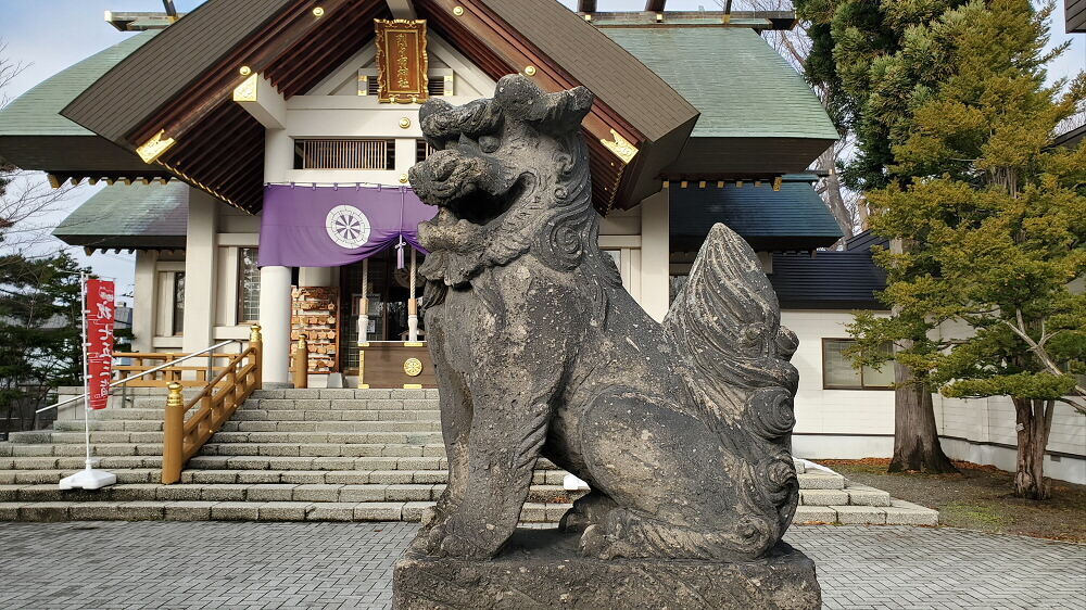 烈々布神社 狛犬