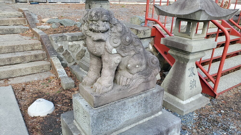 法霊山龗神社 狛犬