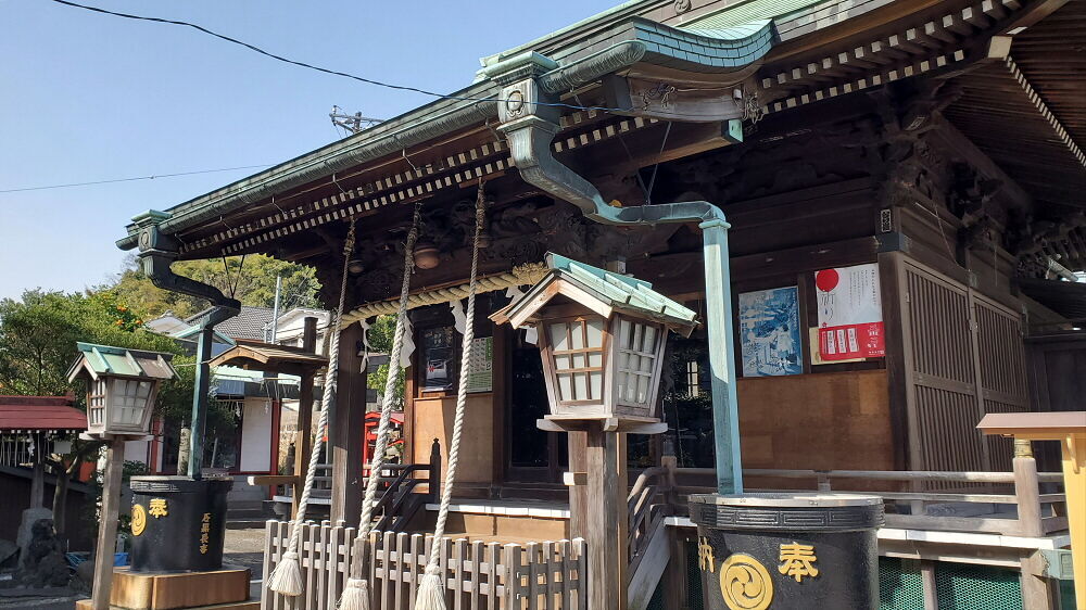 子之神社 拝殿