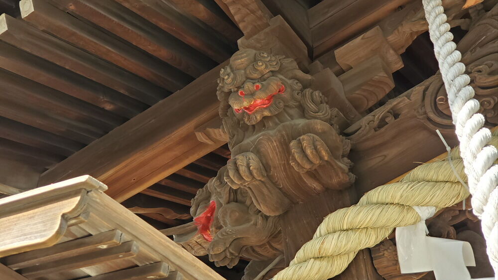 子之神社 木鼻
