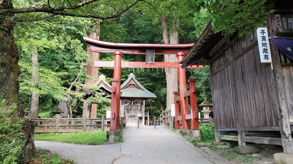 飯盛山 厳島神社