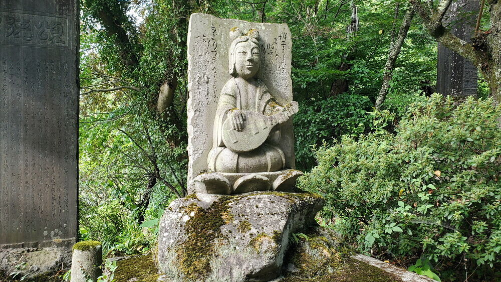 飯盛山 厳島神社