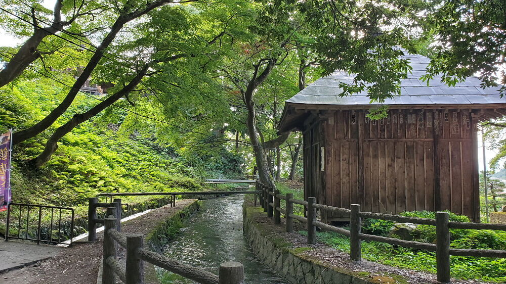 飯盛山 厳島神社