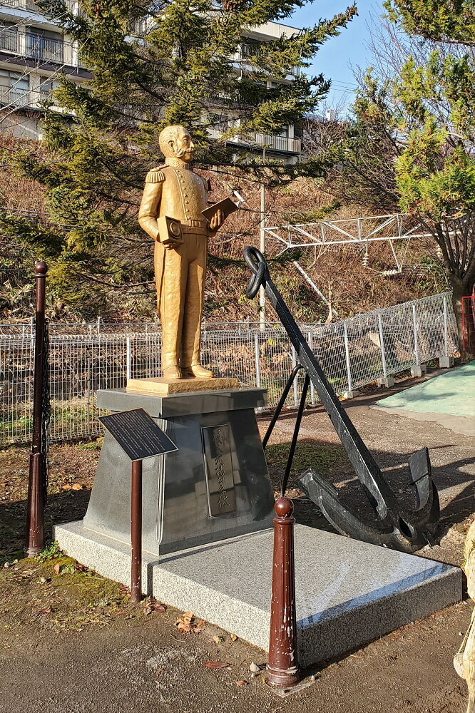 龍宮神社 榎本武揚公の銅像