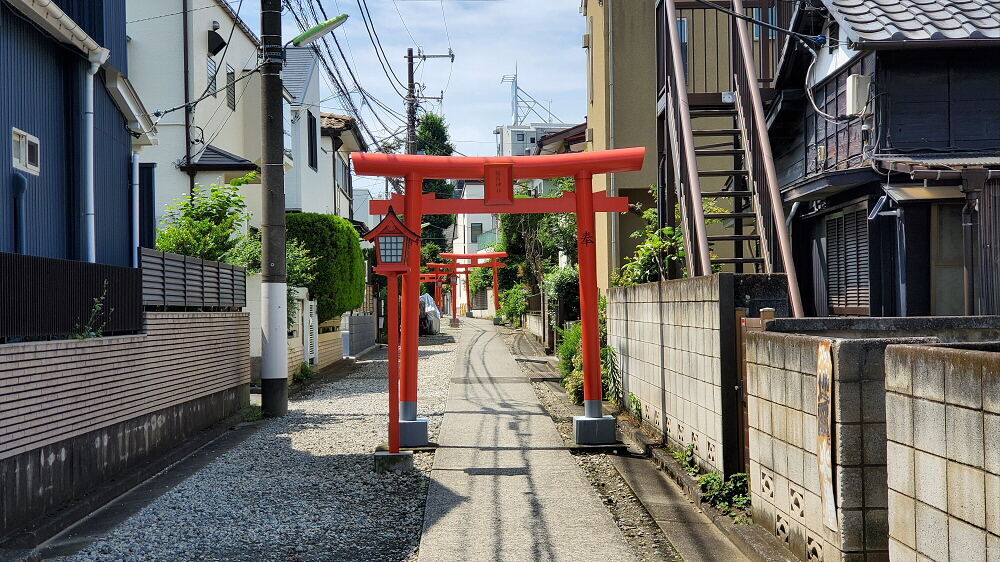 久富稲荷神社 参道