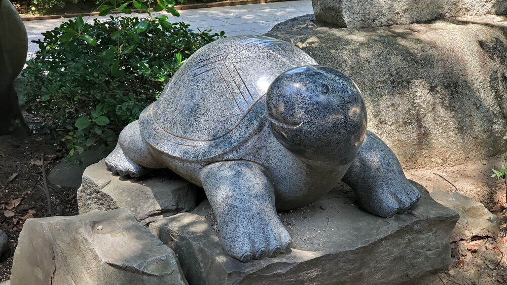 松戸神社 亀像