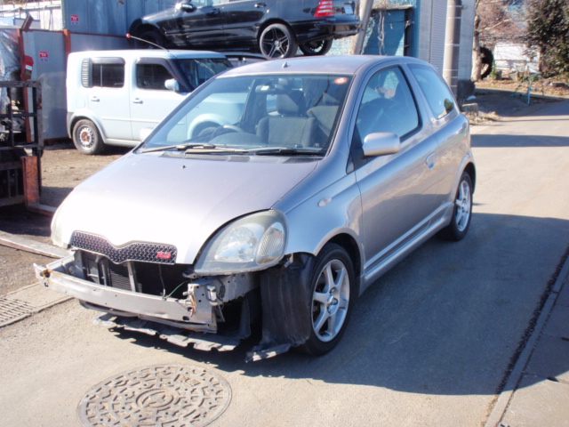 NCP13 ヴィッツ RS 1NZFE 部品取り車入りました！パーツのお問い合わせ 