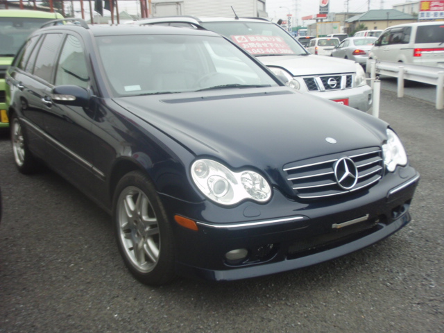 W203 メルセデスベンツC320 ワゴン ブラバス 並行 左ハンドル 部品取り車両あります - W203 メルセデスベンツC320 ワゴン ブラバス 並行 左ハンドル 部品取り車両あります -