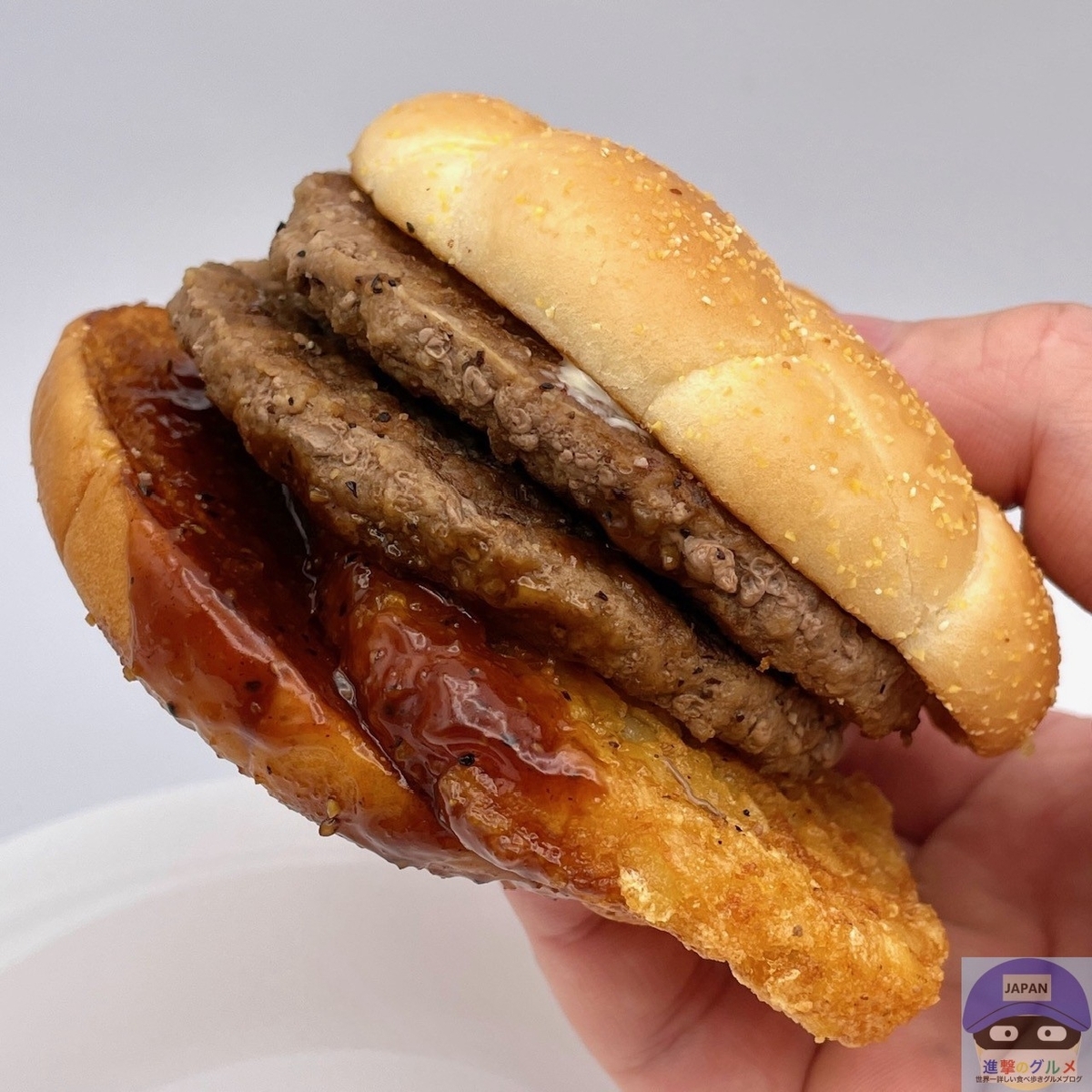 正直レビュー】マクドナルドの「一番高いハンバーガー」がボリューム 