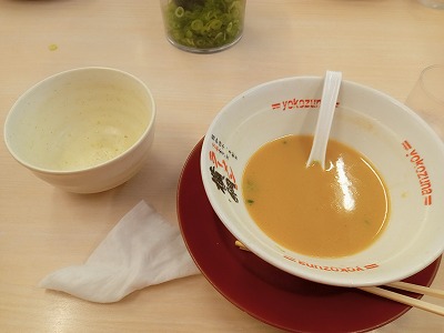 ねぎましまし 遠征グルメ情報vol.25】ネギをマシマシ「横綱ラーメン」 - 新