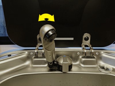 キャンピングカー車中飯 安くて美味い 冷凍パスタがマイブーム 電子レンジで簡単調理 しんこのブログ