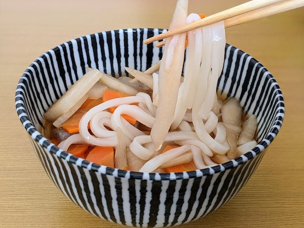 いそいちうどんで作った具だくさんけんちんうどん