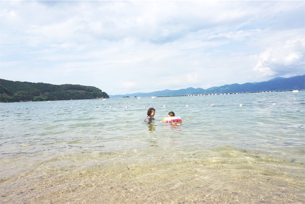 f:id:shino_mizobuchi:20170824235500j:image 手の浦海水浴場