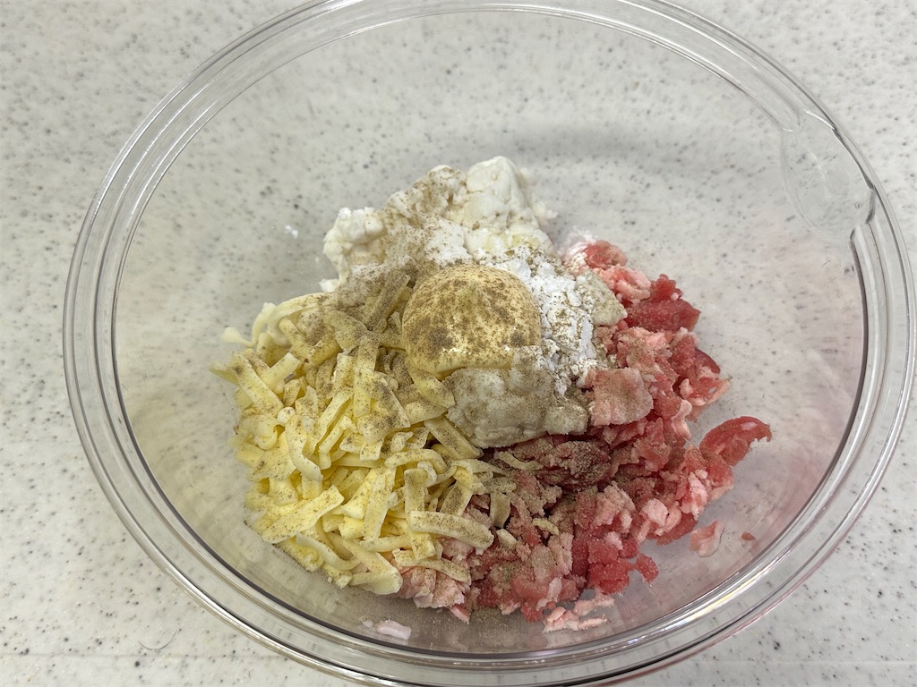 レシピ】ザクッとふわふわ♬はんぺん入り豚こまチーズカツ♬ - しにゃ