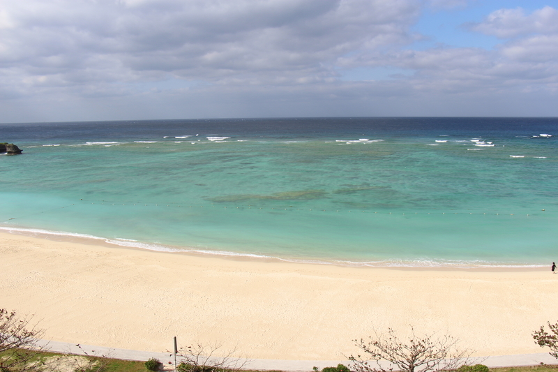 ホテル日航アリビラ 沖縄の那覇で見つけた海を堪能できるホテルへ泊まってみた 宿泊レビュー Tabigraph タビグラフ