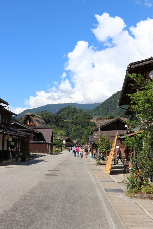 世界遺産 岐阜県 白川郷 合掌造りと自然をカメラ片手に歩いて堪能してみよう Tabigraph タビグラフ