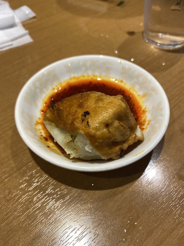 第7ギョーザの店 金沢でいつも行列ができている有名餃子を食べに行ってみた 食レポ Tabigraph タビグラフ