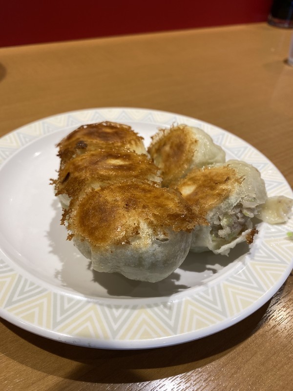 第7ギョーザの店 石川県金沢市でいつも行列ができている有名餃子を食べに行ってみた 食レポ Tabigraph タビグラフ