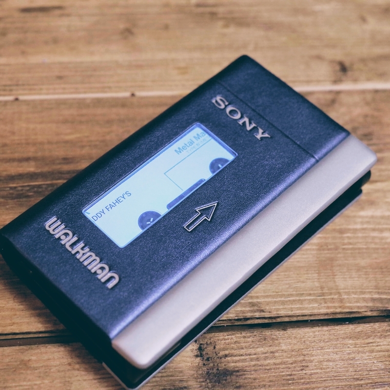 WALKMAN NW-A100 series 40thモデルレビュー : 装い「なつかし
