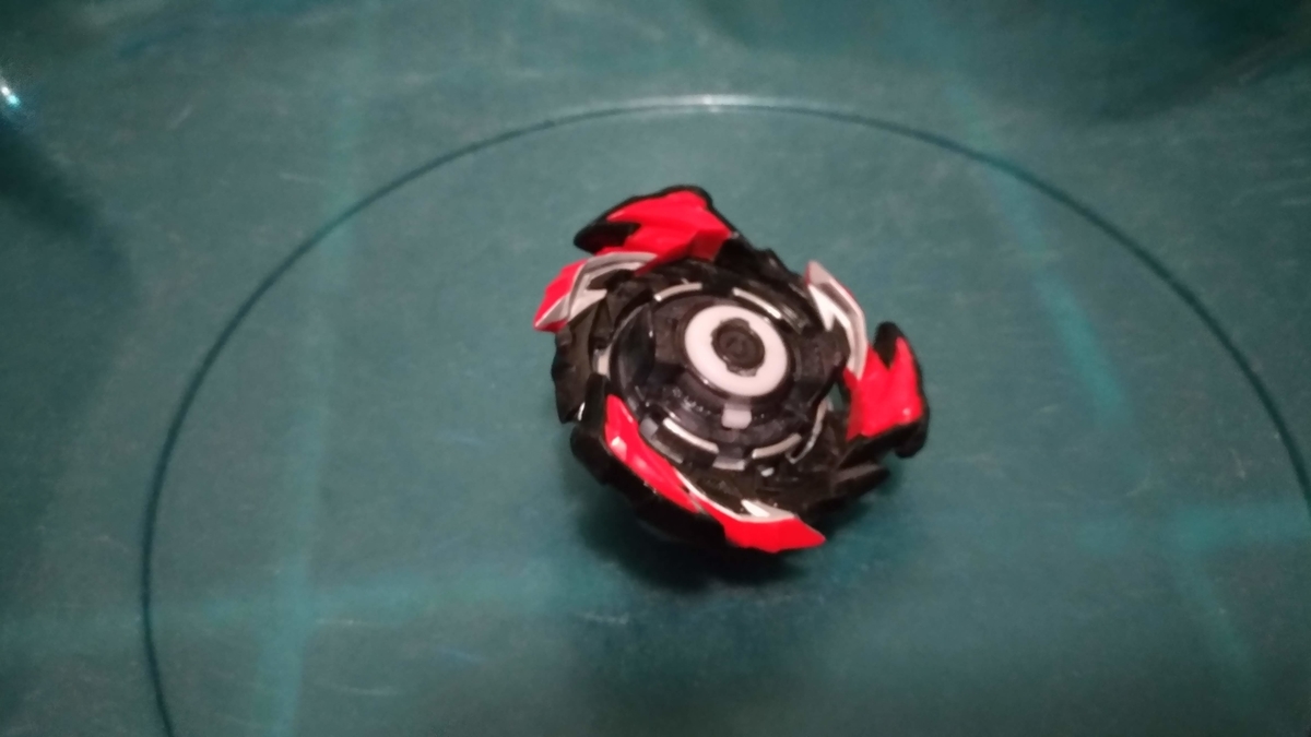 ベイブレードの魔改造を作ったら神ヤバかった＼(^o^)／ｶｵｽ - しらす