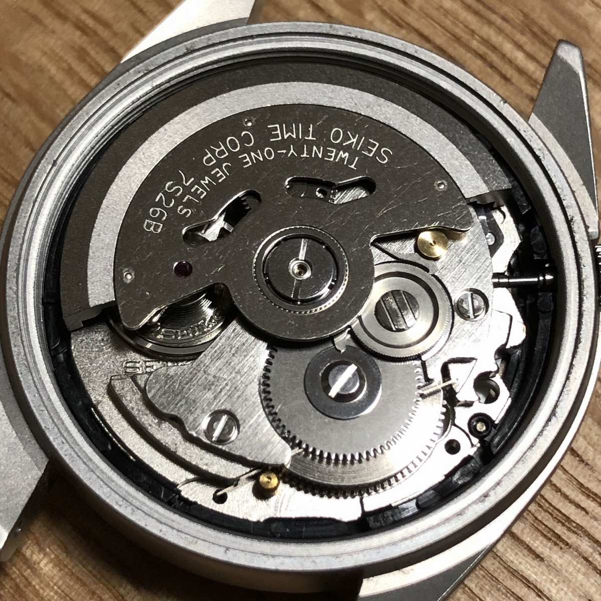 【ほぼ未使用】名機7S26搭載 セイコー・ミリタリー初代モデル SNX429K ほぼ未使用】名機7S26搭載 セイコー・ミリタリー初代モデル