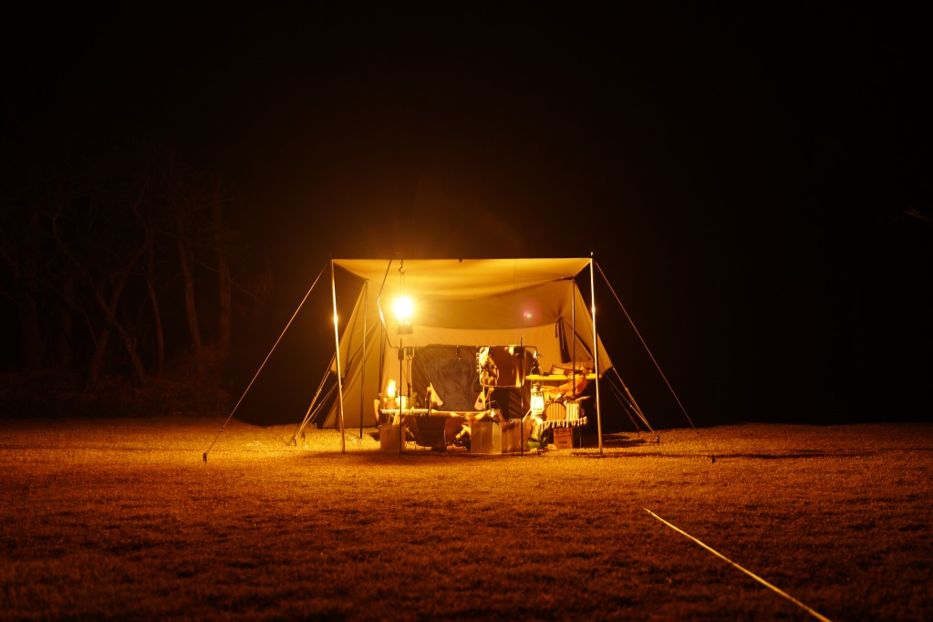 サンゾクマウンテンのshockに激似！？コスパ最高の多機能ランタン