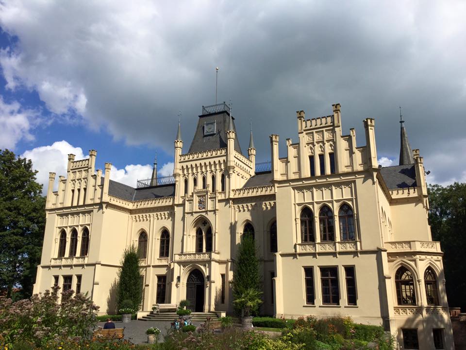 f:id:shiroutotabi:20190908013517j:plain f:id:shiroutotabi:20190908013517j:plain