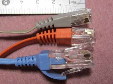 RJ-45 コネクタ