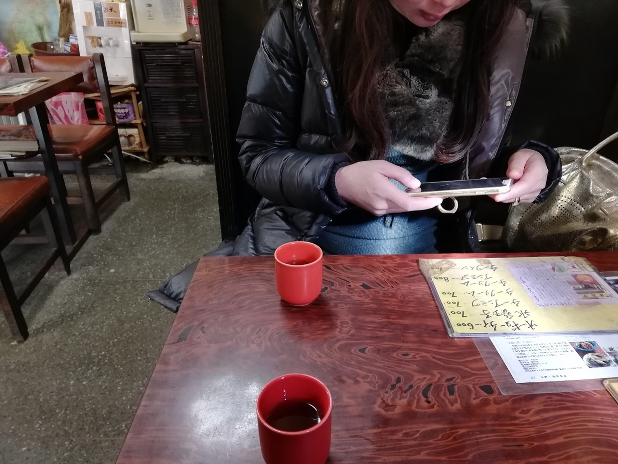 谷中にある愛玉子の店内