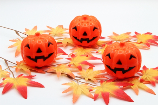 10月31日はハロウィン トリックアートリート お菓子くれないといたずらしちゃうぞ ゲームと柴犬は神