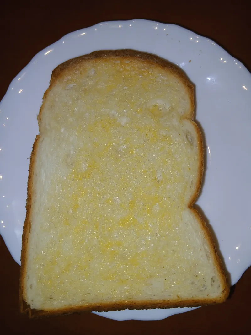 アラジンのトースターで焼いたパン