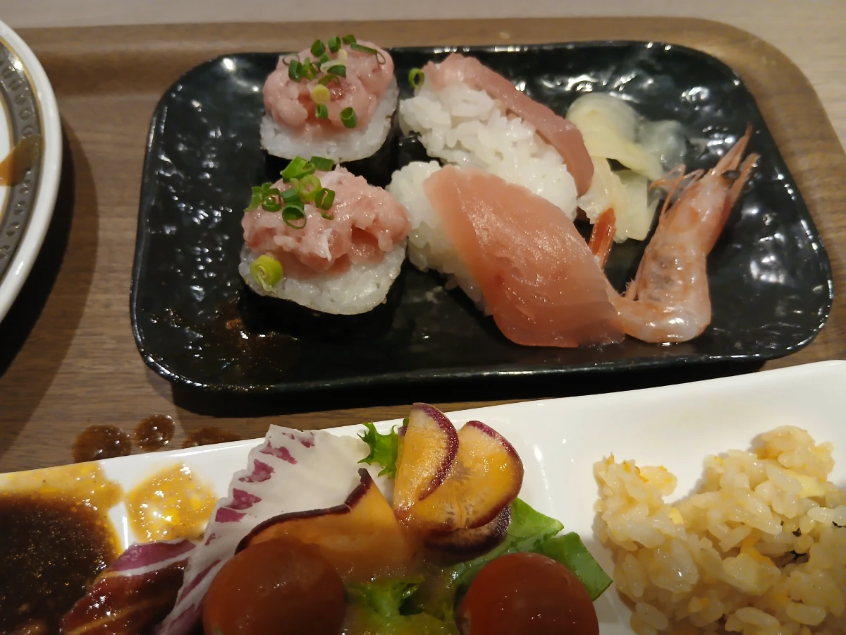 エピナールの夕食の寿司