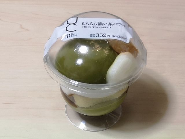 もちもち濃い茶パフェ もちもち濃い茶パフェ
