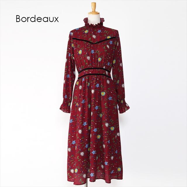花柄ハイネックロングワンピース