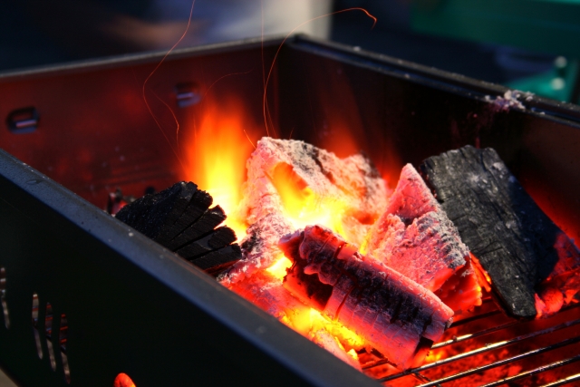 鍋　五徳ごとく6個　無煙ロースター　焼肉屋　鉄板焼屋　キャンプなど　使い方色々 アルスト×pokeco風防五徳で楽しむ！鉄板焼き肉」夏キャンプを