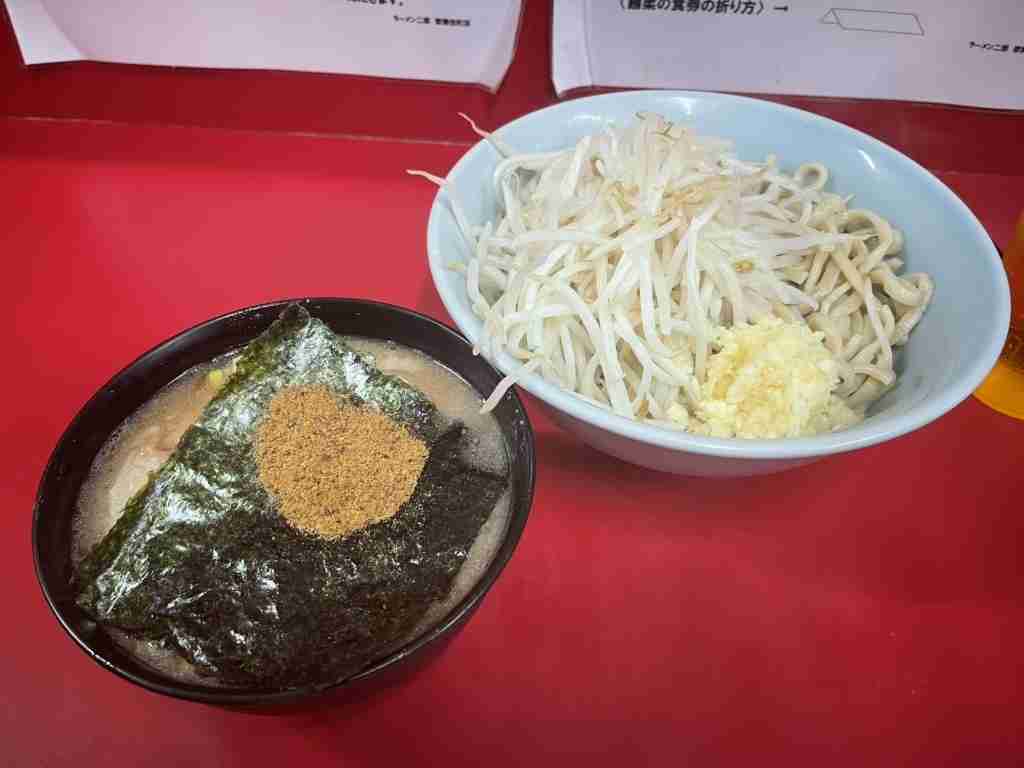 ラーメン二郎新宿歌舞伎町店