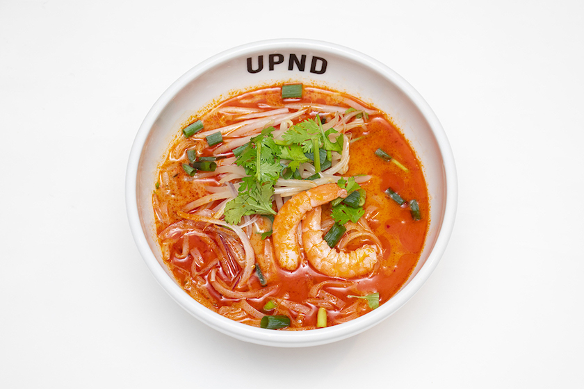 「UP Noodle TOKYO」の「濃厚オマール出汁のトムヤムフォー」