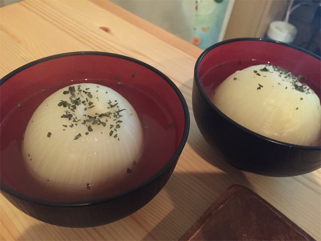 淡路島産の玉ねぎを丸ごとコンソメスープに ズボラ主婦あーちゃんの一人討論会 淡路島産の玉ねぎを丸ごとコンソメスープに ズボラ主婦あーちゃんの一人討論会