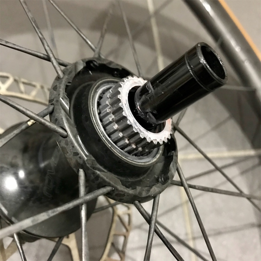 Roval CLX50 ホイール ハブのメンテ - アラフォーロードバイクトレーニング